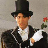 Tuxedo Kamen (Yuta Mochizuki)