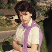 annette-funicello-ftr.jpg