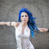 Alissa White-Gluz 