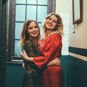 Gabrielle Aplin & Hannah Grace