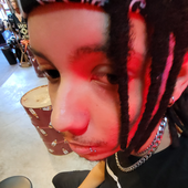 yHooverz 的头像