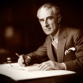 French-composer-Maurice-Ravel-c1928.jpg