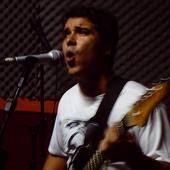 Alexandre Gandhi (Guitarra/guitar)