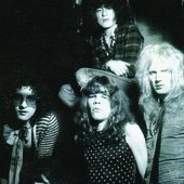 NEW YORK DOLLS