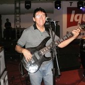 Daniel, Guitarrsta e Fundador, da Banda Os Karetas Clube Internacional 04-09-10