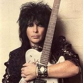 Mick Mars