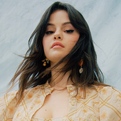 Selena Gomez, Vogue