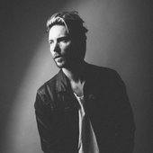 Troy Baker Photos | Last.fm