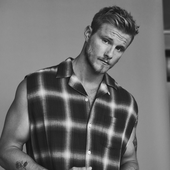 Five Minutes With Award-Winning Actor and Country Music Singer/Songwriter  Alexander Ludwig - TLM