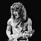 Eddie Van Halen-003.jpg