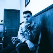 aaron-frazer-photo-credit-alysse-gafkjen-scaled-e99866fa4f09a23564611b268c338b4c5a522fd8.jpg