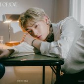 윤지성(Yoon Jisung) 2nd Mini Album 'Temperature of Love' 21℉ Ver. - CONCEPT PHOTO
