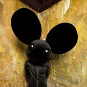 Curiou5 Mau5