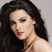 maite-perroni-620x336.jpg