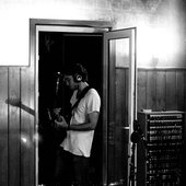 Matt Corby - Souls A' Fire Behind Scenes Nov 2011