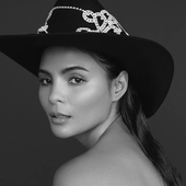 Lovi Poe