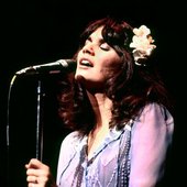 Linda Ronstadt4 (1).jpg