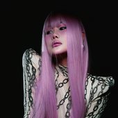 袁娅维 | Purple Pearl China – apr. 2023