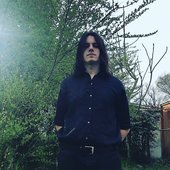 daniel holt / instagram