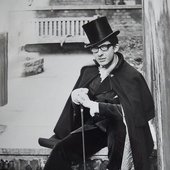 Earl Okin