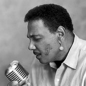 Aaron Neville_8.JPG