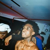 ‎