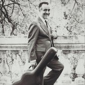 Maestro Roberto Lara.jpg
