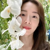 Youngjee Lee