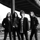 GretaVanFleet_1698_rt_hi-crop.jpg