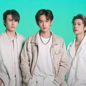 TRINITY x AIS 5G PLAY VR  THE BEGINNING OF LIFE AIN'T OVER