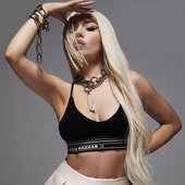 Ava Max for House Of Solo