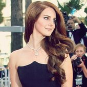 Lana in Cannes 