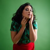 Nia Vanie - Profile Picture - Peru.jpg