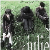 julie on ig