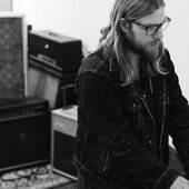 Ian-Fitchuk_SonicRanch-10006914.jpg