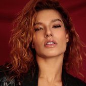 Luanna Exner - Photoshoot