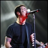 Sully - Godsmack - from the Fall 2010 Oracle Tour - 3
