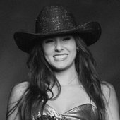 Ana Castela