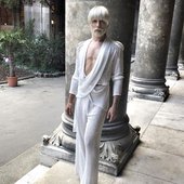 1528114193_conchita_1.jpg