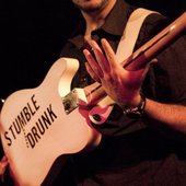 tucks_guitar