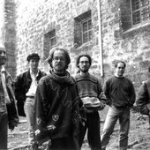Dhais banda.jpg