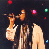 Maxi priest