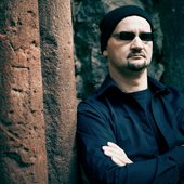 Thomas „Tom“ Bunk: Drums, Back Vocals