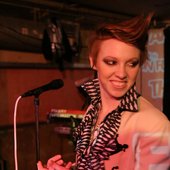 La Roux 