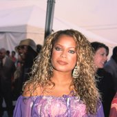 Blu Cantrell in purple