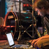 Live at TASS club, 2011, photo by Maksim Nazemtsev, from venaportae.ru