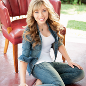 Jennette McCurdy PNG