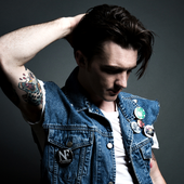 Drake Bell