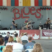 AFTERNOON SET OF BLUES