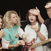 Van-Hagar-Sammy-vs-Dave_Roth-F.jpg